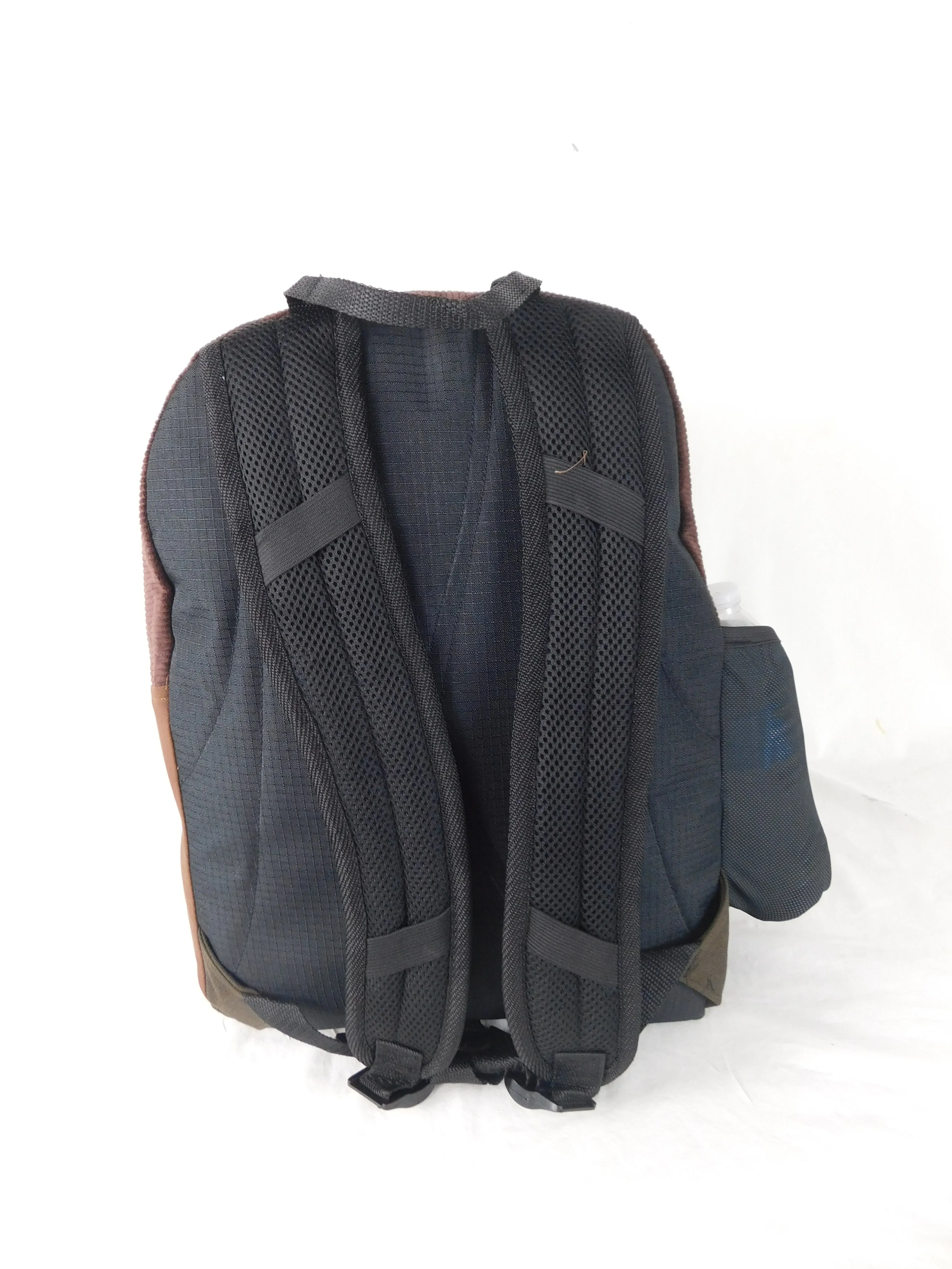 Sport pack in  cotton Denim & Corduroy with mountain applique