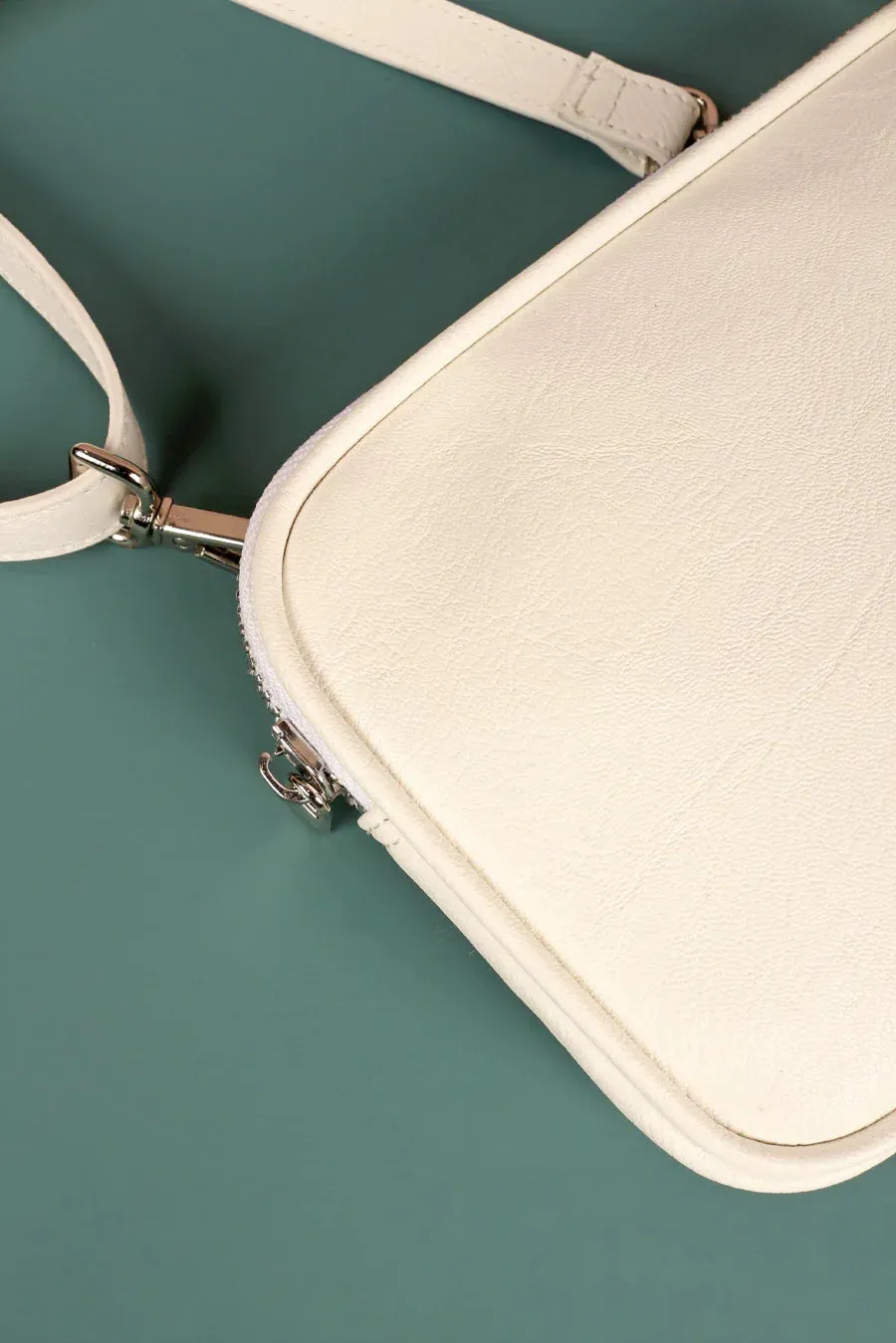 The House of Ganges - Classic Crossbody Vegan Leather